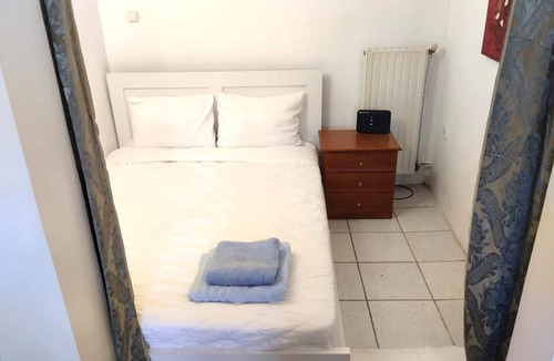 Vari-Voula-Vouliagmeni Villa | VILLA HERMES