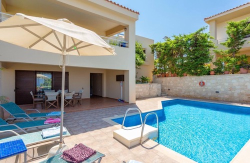 Roussospiti Villa | Villa Ilia - Four Bedroom Villa, Sleeps 9