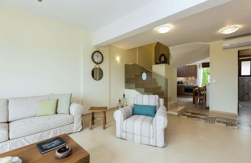Skouloufia Villa | Villa in Arkadi with Panoramic Pool Views