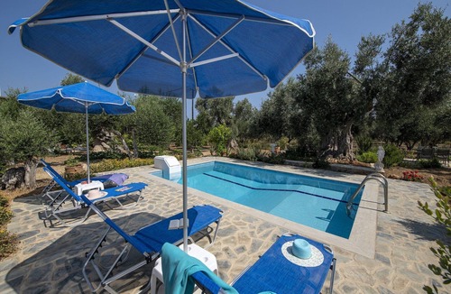 Asteri House | Villa in Crete near Rethymno Beach