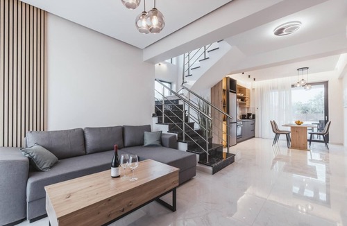 Kalamaki Villa | Villa Infinity Theo - Four Bedroom Villa, Sleeps 8