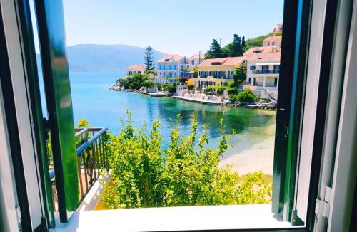Fiskardo House | Villa Ireni Waterfont