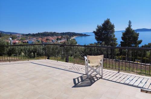Paradhisos Villa | Villa Johell