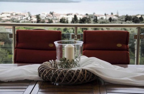 Spanokhorion Villa | "Villa Kastro" with Sea View, Private Pool, Garden and Balcony