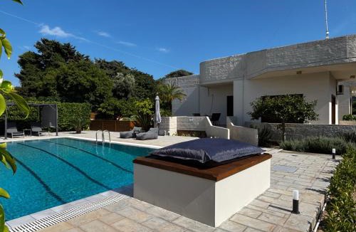 Ixia Villa | Villa Katrin