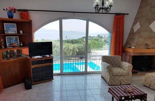 Sesi House | Villa Konaki
