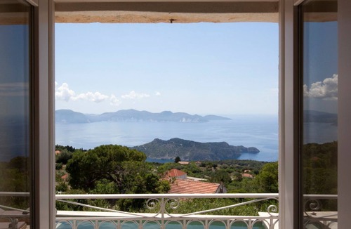 Mesovounia Villa | Villa Kothreas - Four Bedroom Villa, Sleeps 8