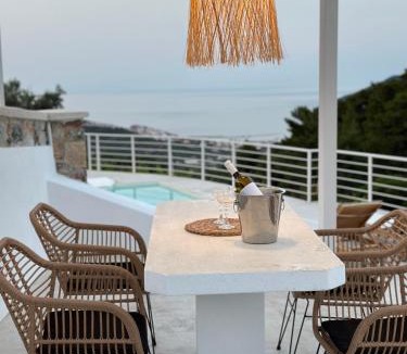 Skopelos Villa | Villa Koukounaria