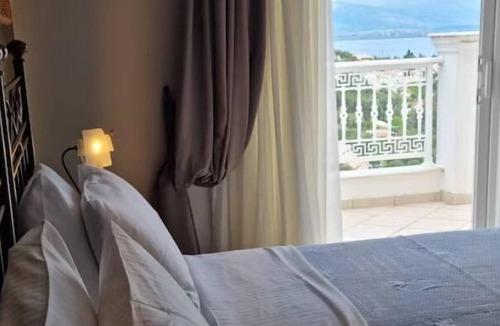 Vlachatika Villa | Villa "Kyriaki" with Sea View, Private Pool & Wi-Fi