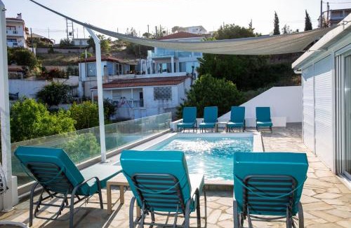 Lavreotiki Villa | Villa Luna Private Heated Hydro Pool BBQ Beach 4min