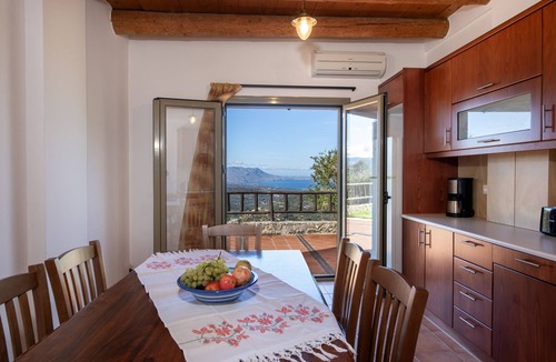 Milia Villa | Villa 'Malathiros 6 with Private Pool' with Sea View, Wi-Fi and Air Conditioning