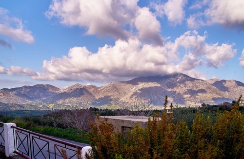 Mylopotamos House | Villa Manthos, Traditional Cretan Mansion