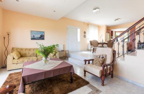 Lefkimmi Villa | Villa Marafen by CorfuEscapes