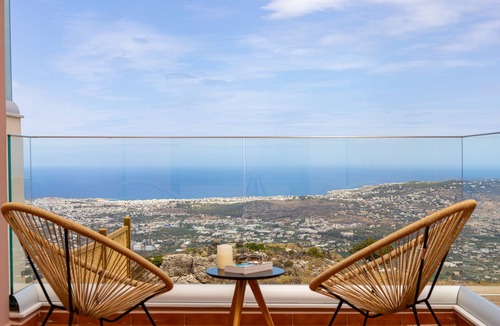 Katochori Villa | Villa Mari Chania with ecologic private pool and amazing view.