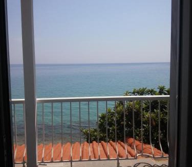 Mola Kalyva Apartment | Villa Maria mola