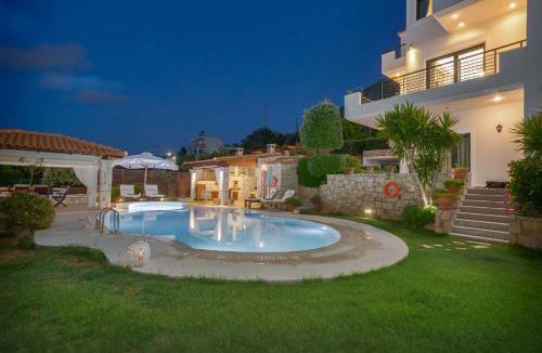 Old Hersonissos Villa | Villa Melissa by Estia
