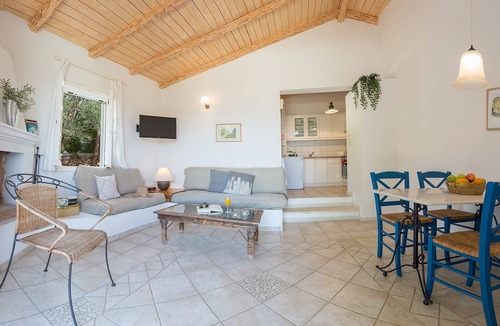 Agios Nikitas Villa | Villa Myrtia - Agios Nikitas