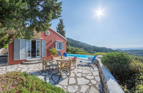 Agios Nikitas Villa | Villa Myrtia - Agios Nikitas
