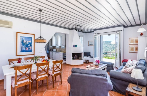 Skopelos Villa | Villa Nina - Magnificent Views - 3km from Skopelos Town