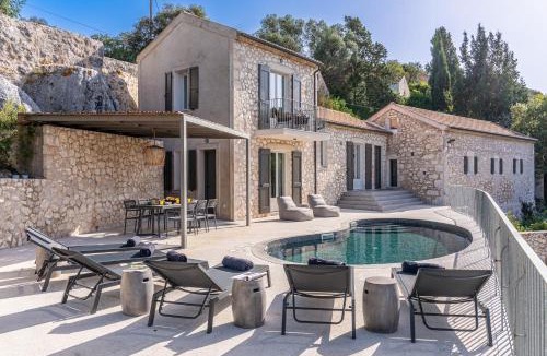 Fiskardo Villa | Villa Nónna, 1800s house renovated in 2023