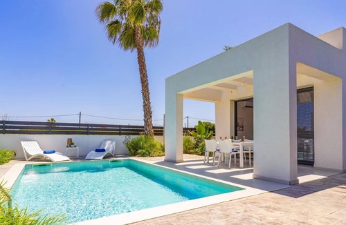 Petaloudes Villa | Villa Palm Vista by Villa Plus