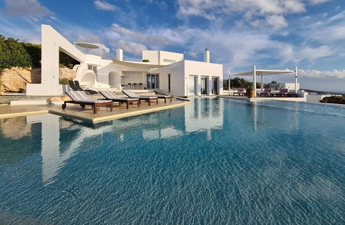 Nea Cryssi Akti Villa | Villa Pastorale, 360 degree View, Boule Game,
