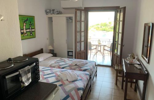 Kassiopi House | Villa Perris Studios