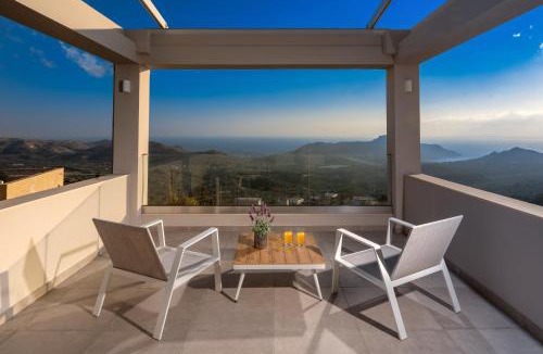 Mariou Villa | Villa Plakias Sunset with Heated Pool & Childrens Area, Walk to Restaurant