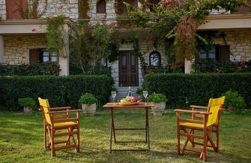 Porto Koukla Apartment | Villa Pounente