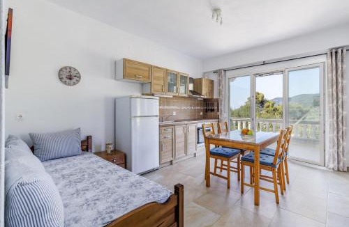 Skopelos Apartment | Villa Rafael