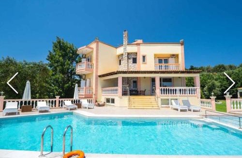 Sternes Villa | Villa Roula with Private pool