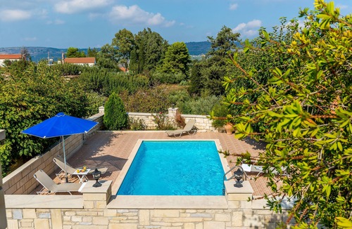 Maza Villa | Villa Roussa, beautiful stone villa in traditional village Maza