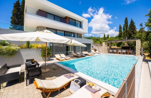 Corfu Town Villa | Villa Seren - Five Bedroom Villa, Sleeps 10