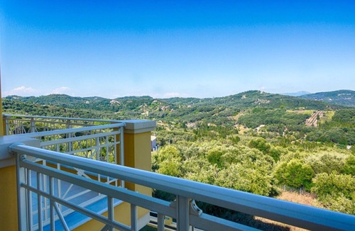 Agios Georgios Pagon Apartment | Villa Sofia Apartment #2
