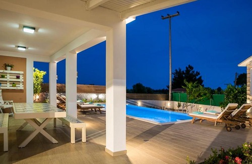 Karavados Villa | VILLA SUNSHINE