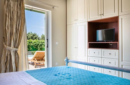 Karavados Villa | VILLA SUNSHINE