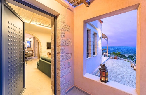 Apokoronas Villa | Villa Vardis | Heated Swimming Pool