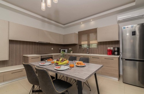 Planos Villa | Villa Vatia 1 - Two Bedroom Villa, Sleeps 6