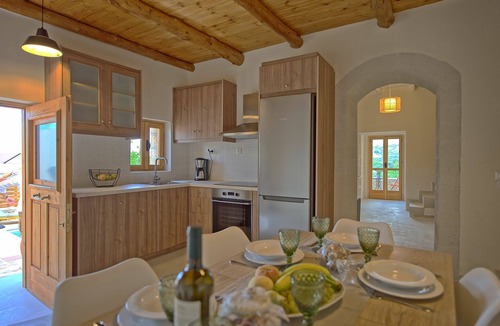 Embrosneros Villa | Villa Vicilla – Inland Crete vacation villa with pool, Greece