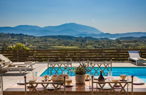 Mantzavinata Villa | Villa Voltera Lixouri Kefalonia