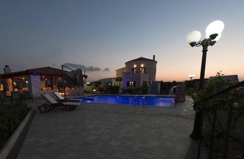 Analipsi Villa | Villa Voula Hersonisos Crete (pool jacuzzi)