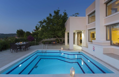 Skouloufia Villa | Villas for family holidays