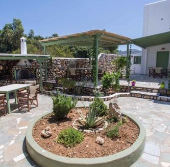 Aliki Apartment | Votana Studios