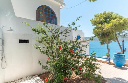 Salamis House | Wavedance Accommodation