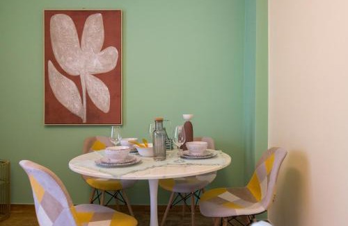 Nea Smirni Apartment | Whispering Walls Premium 1 bedroom Apartment