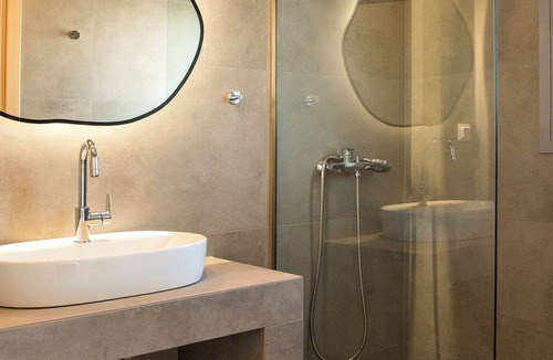 Trikala Apartment | WHITE LUXURY APARTMENT