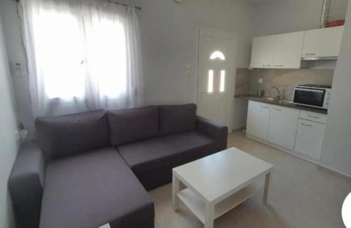 Nea Michaniona Apartment | White Studio