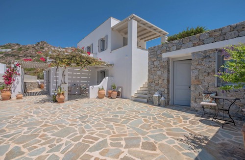 Naxos Town Villa | Wonderful Villa Artemisa 5 Bedrooms 4 bathrooms Large 50sqm Pool Amazing Views