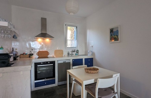 Lavrio Apartment | Yanna & Peri Aegean Breeze Retreat