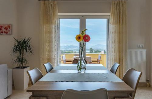 Palaia Fokaia Apartment | Yellow house